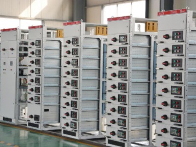 GCK 低壓抽出式開關(guān)柜